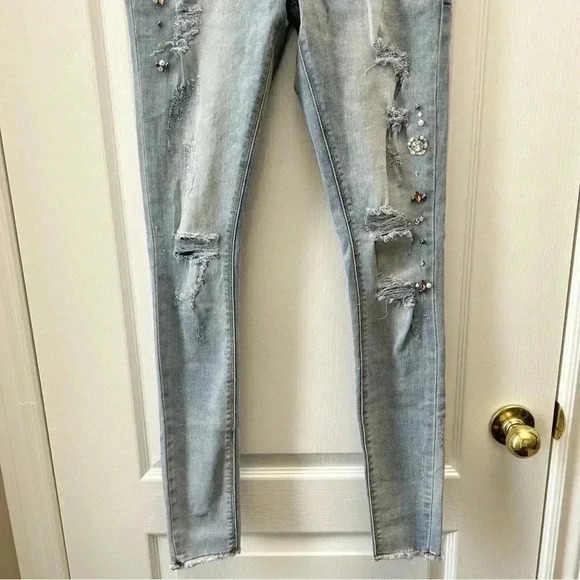 Brave Soul Skinny Jeans Beaded Distressed Denim Stretch Light Blue Size 27 4 NWT - Picture 7 of 16